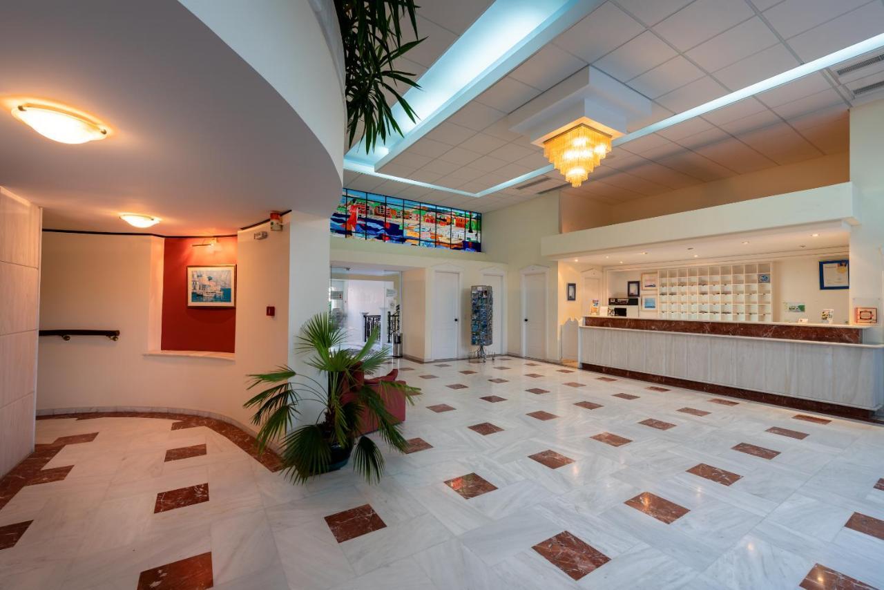 Porto Iliessa Hotel Argassi Bagian luar foto